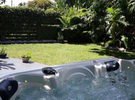 CAP COULEURS Guadeloupe, hotel em Lamentin