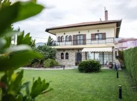 Olympus Leptokaria’s Luxurious Villa