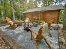 Blue Ridge Log Cabin w Fire pit and Screened Porch