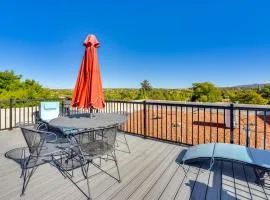 Less Than 1 Mi to Santa Fe Plaza Mtn-View Gem with Hot Tub!