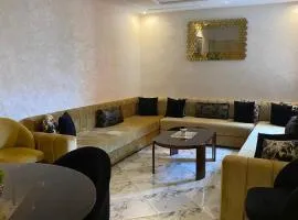 Spacious apartment 5 min walk to the beach