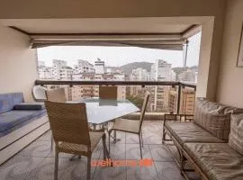 Apto em Guarujá a passos da Praia das Pitangueiras