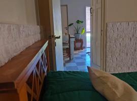 Casa Refugio, hotel v destinaci Mercedes