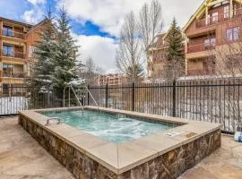 Cozy Winter Escape - 2BR & 2BA Near Snowy Trails and Downtown