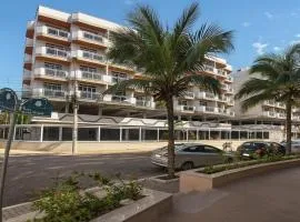 Apartamento Condominio Versalles - Cabo Frio - 3 minutos da Praia do Forte