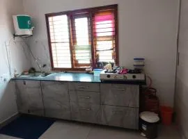 Private Room with Kitchen for Decent Couples & Families