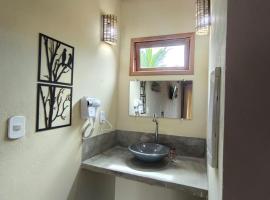 Há Mar Chalés Corumbau, hotel in Prado