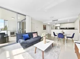 2BR APT Ideal for Families or Business Stays
