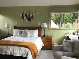 Woodland Glen Lodge B&B
