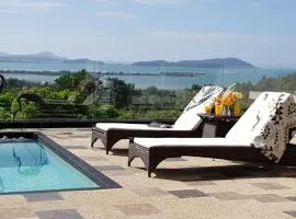 Aislinn Seaview Villa in Nature -Luxury Pool