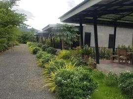 บ้านสราญรัตน์