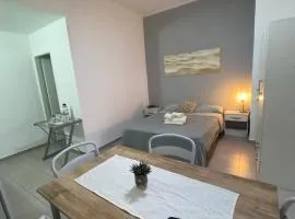 La Esquina AT