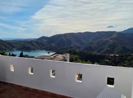 Penthouse amazing views, hotel en Istán