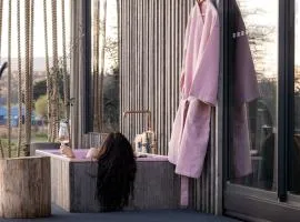 Tiers Rest - Romantic Bath & Fire Retreat on Cradle Mtn Way