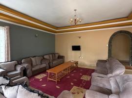 Gladstone Main House, cottage ở Nyeri