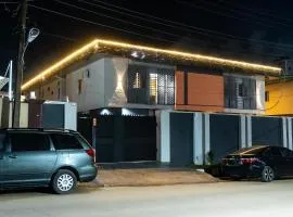 Lusso court