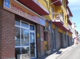 Hostal Sant Bernat, hotel que admite mascotas en Olot