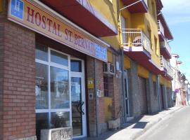 Hostal Sant Bernat, gjestgiveri i Olot