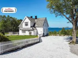 9 person holiday home in Åram
