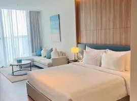 Little Kun - A La Carte Hạ Long Homestay view Biển