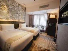Deluxe King Room and Deluxe Twin Room at Monkeys Canopy Resort