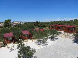 Campsite Kaya, hotel romántico en Pakoštane