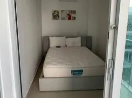 Apartamento reformado, fresco, edificio con salida a la playa Morros, Cartagena