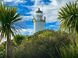 Lighthouse-hideaway