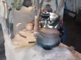 JMA Royal Camp site, hotel i Gampola