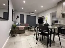 Sandton Grand 2-bed at Middle 2