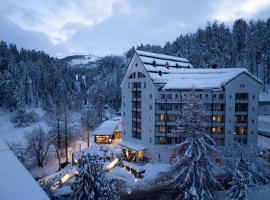 Hotel Schweizerhof Sils Maria, a Faern Collection Hotel, hotel with hot tubs in Sils Maria