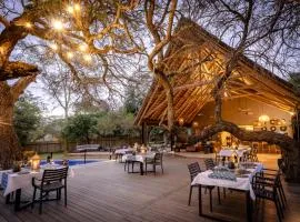 Tomo Safari Lodge