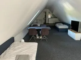 Warzalas Apartement 2 Ferienwohnung