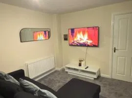 Luxury 2-Bedroom Home 10 Minutes from Birmingham City Centre