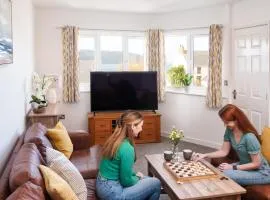 Gwbert Holiday Cottages, Riversmouth