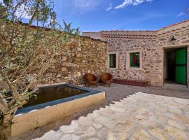 Casa Oliva by gaiarooms, hotel i Morille