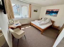 Villa Slnecnica, hotel in Nová Lesná