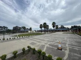 Marulan Motor Inn