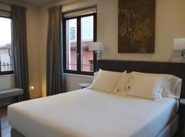 San Ginés Rooms Self Check-In, herberg in Toledo