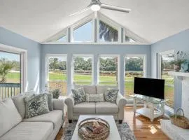 Beautifully Remodeled 3-Bedroom Home with views of the Ocean Point Golf Links