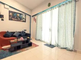Spacious 1BHK WiFi Balcony and Pool View near Anjuna