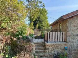 L'Abri-Gîte "Ô Jardin des Toiles"