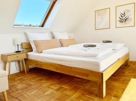 Waschmaschine - Parkplatz - A7 Nähe - Bahnhof Nähe, hotel in Illertissen