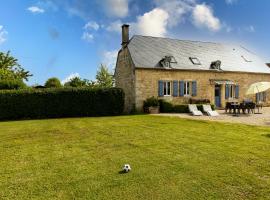 Gite La Mauratie -4 bedroom House, Hotel in Jayac