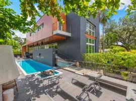 Miami Getaway Villa - Villa Nova