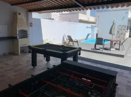 Linda Casa com piscina Aquecida e área de lazer