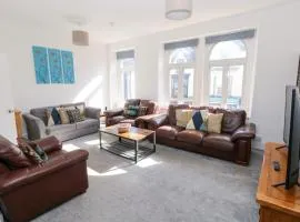 Castleview Coastal Comfort