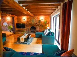 Bright & Spacious 5-Bedroom Stay near Cambridge