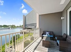 Laketown Wharf 135