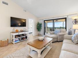 Sandpiper Beach 205, golf hotel in Ybel
